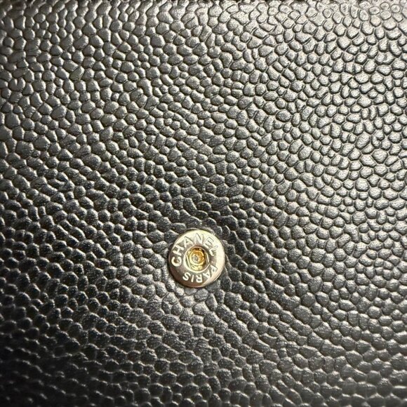Chanel Wallet on Chain (WOC) – Black Caviar with Embossed CC Logo - Picture 3 of 9